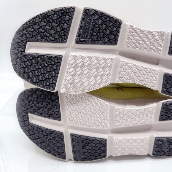 On Cloudgo Wide Running Shoes Sneaker Frost/ Hay Mens Size US 8.5 * Rare - Picture 10 of 12